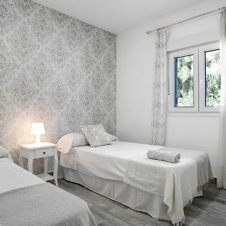 Complejo Maria Marta Holiday home *
